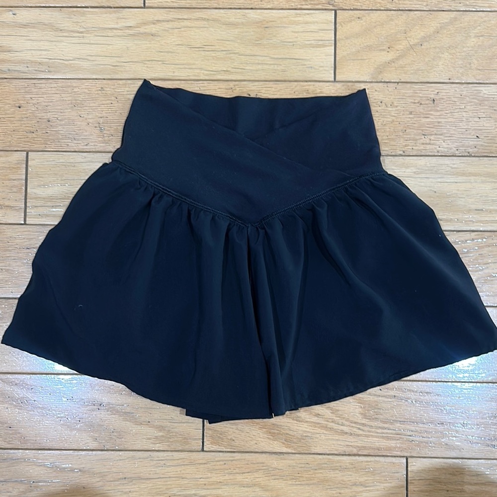 Aerie flutter shorts w/built in shorts SZ XS